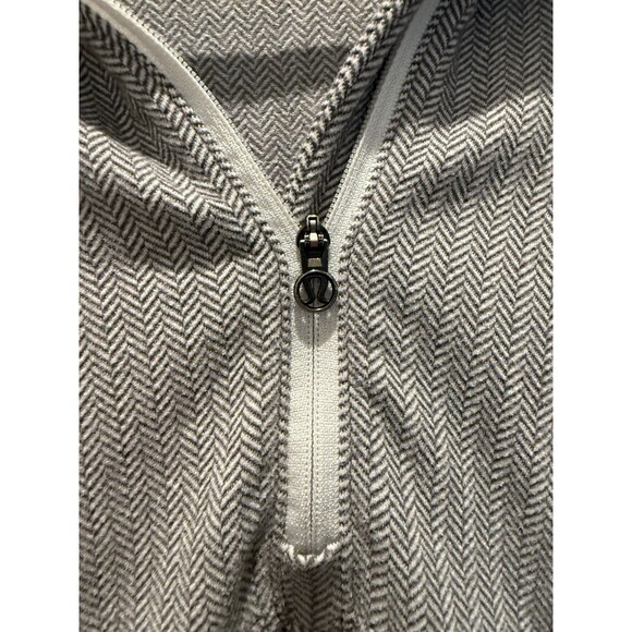 Lululemon Kanto Catch Me 1/2 Zip Heathered Herringbone Gray White LS Top Sz 2 - Picture 3 of 8
